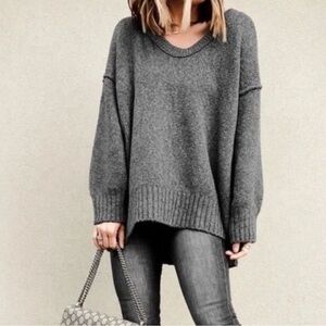 Free People V Neck oversized sweater.   Size Large Gray